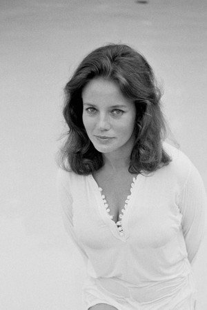Trish Van Devere profil kép