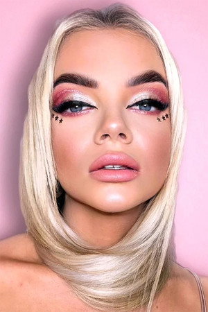 Екатерина Шкуро profil kép