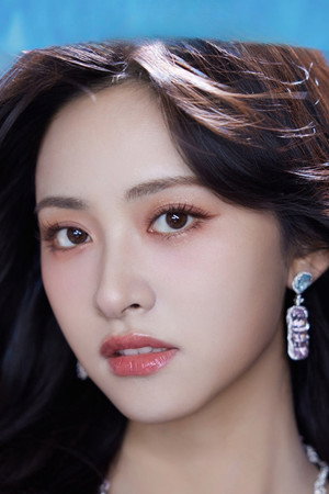 沈月 profil kép