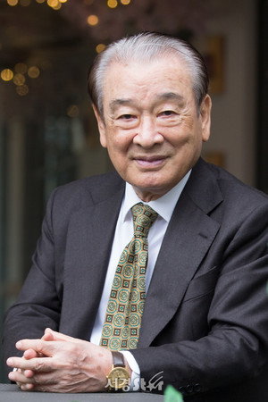 이순재 profil kép