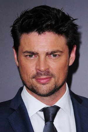 Karl Urban profil kép