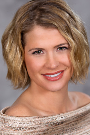 Kristy Swanson profil kép