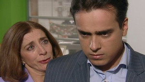 Betty, a csúnya lány 1. évad Ep.254 254. epizód