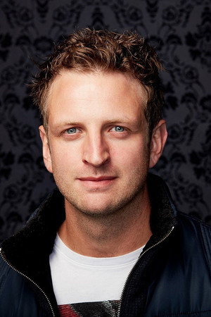 Aaron Glenane profil kép