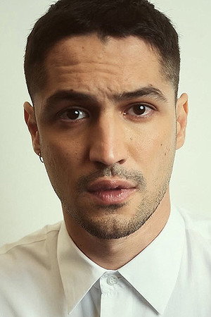 Gabriel Leone profil kép