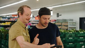 Die Discounter 1. évad Ep.1 1. epizód