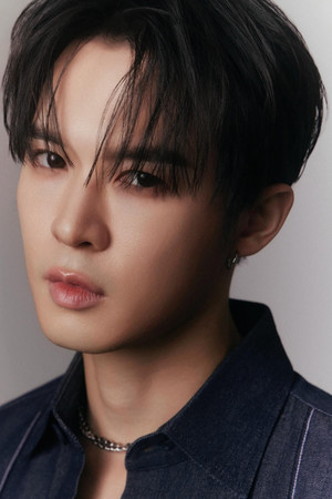 ภัทรชนน อ่อนสอาด profil kép
