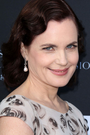 Elizabeth McGovern profil kép