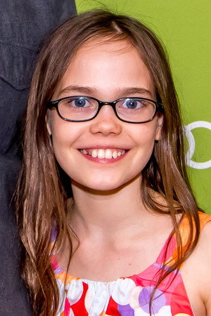 Oona Laurence profil kép