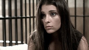 Roswell 3. évad Ep.1 Lebukás