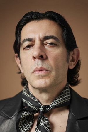 Okan Bayülgen profil kép