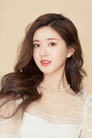 赵露思 profil kép