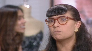 Betty, a csúnya lány 1. évad Ep.215 215. epizód