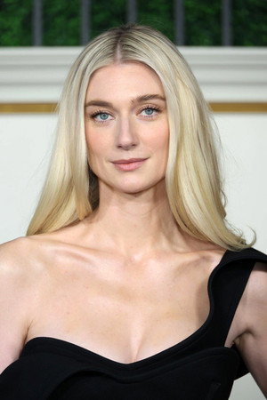 Elizabeth Debicki profil kép