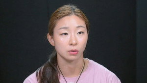 여왕벌 게임 1. évad Ep.9 9. epizód