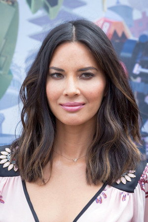 Olivia Munn profil kép