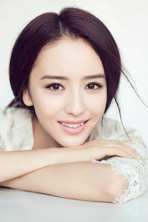 佟丽娅 profil kép