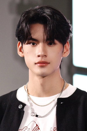 ชัชพล ประณตพงศ์ profil kép
