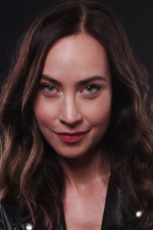 Courtney Ford profil kép
