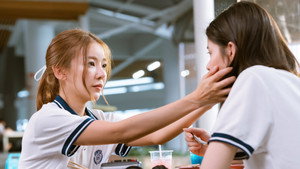 รัก ปาก แข็ง kép