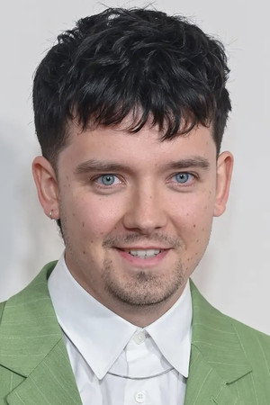 Asa Butterfield profil kép