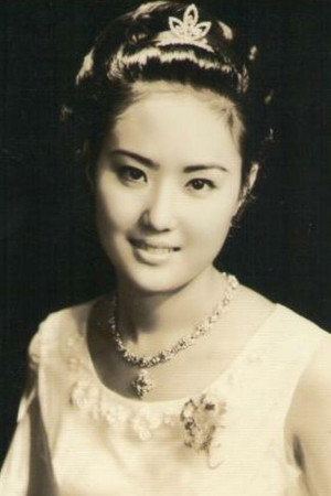 尹寶蓮 profil kép