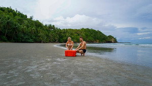 Stranded on Honeymoon Island Sverige 1. évad Ep.4 4. epizód
