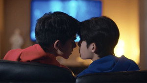 เพื่อนสนิทระวังคิดไม่ซื่อ kép