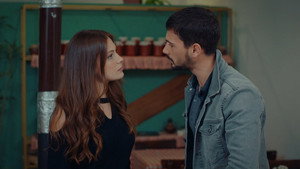 Aşk Ağlatır 1. évad Ep.9 9. epizód
