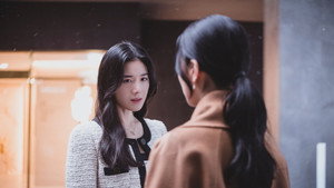 안나: 감독판 kép