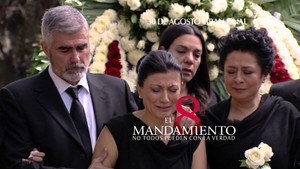El Octavo Mandamiento kép