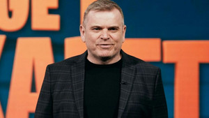 Lige i skabet kép