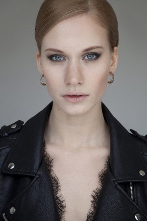 Мария Столярова profil kép