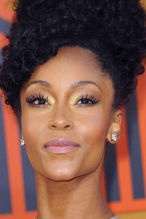 Yaya DaCosta profil kép