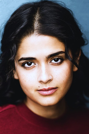 Anika Zulfikar profil kép