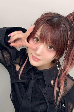田中れいな profil kép
