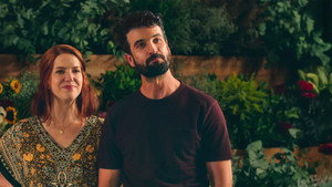 Virágbolt a tengerparton kép
