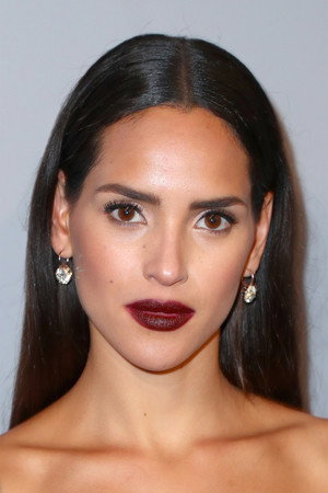 Adria Arjona profil kép