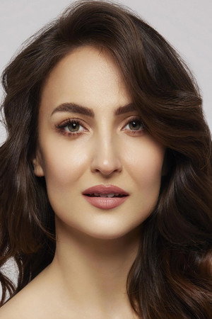 Elli Avram profil kép