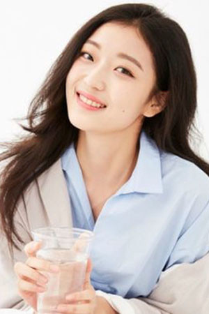孙千 profil kép