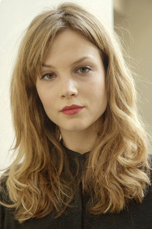 Sylvia Hoeks profil kép
