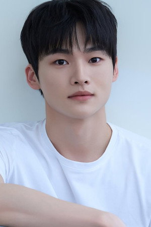 홍동건 profil kép
