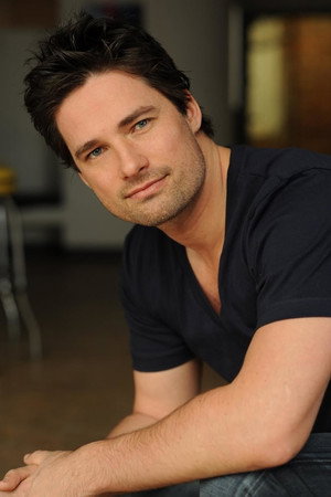 Warren Christie profil kép