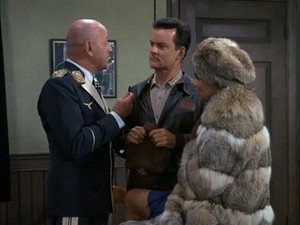 Hogan's Heroes 3. évad Ep.15 15. epizód
