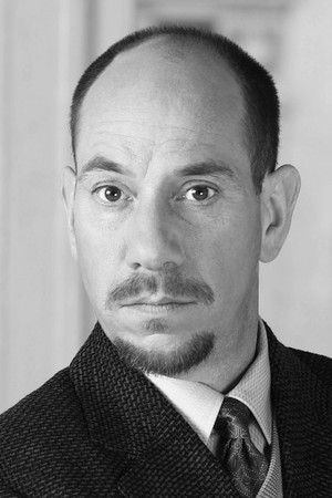 Miguel Ferrer profil kép