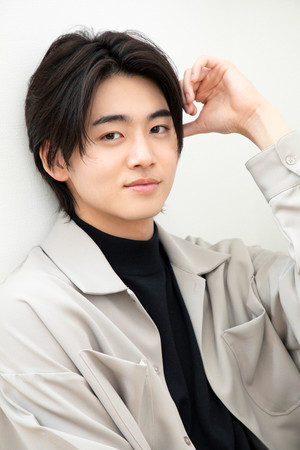 井内 悠陽 profil kép