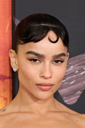 Zoë Kravitz profil kép