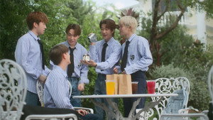 เล่นจนเป็นเรื่อง kép