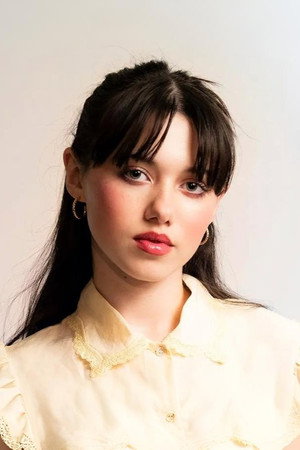 Violet McGraw profil kép