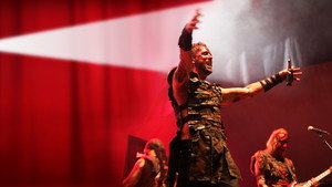 Outsiders with Darren McMullen kép